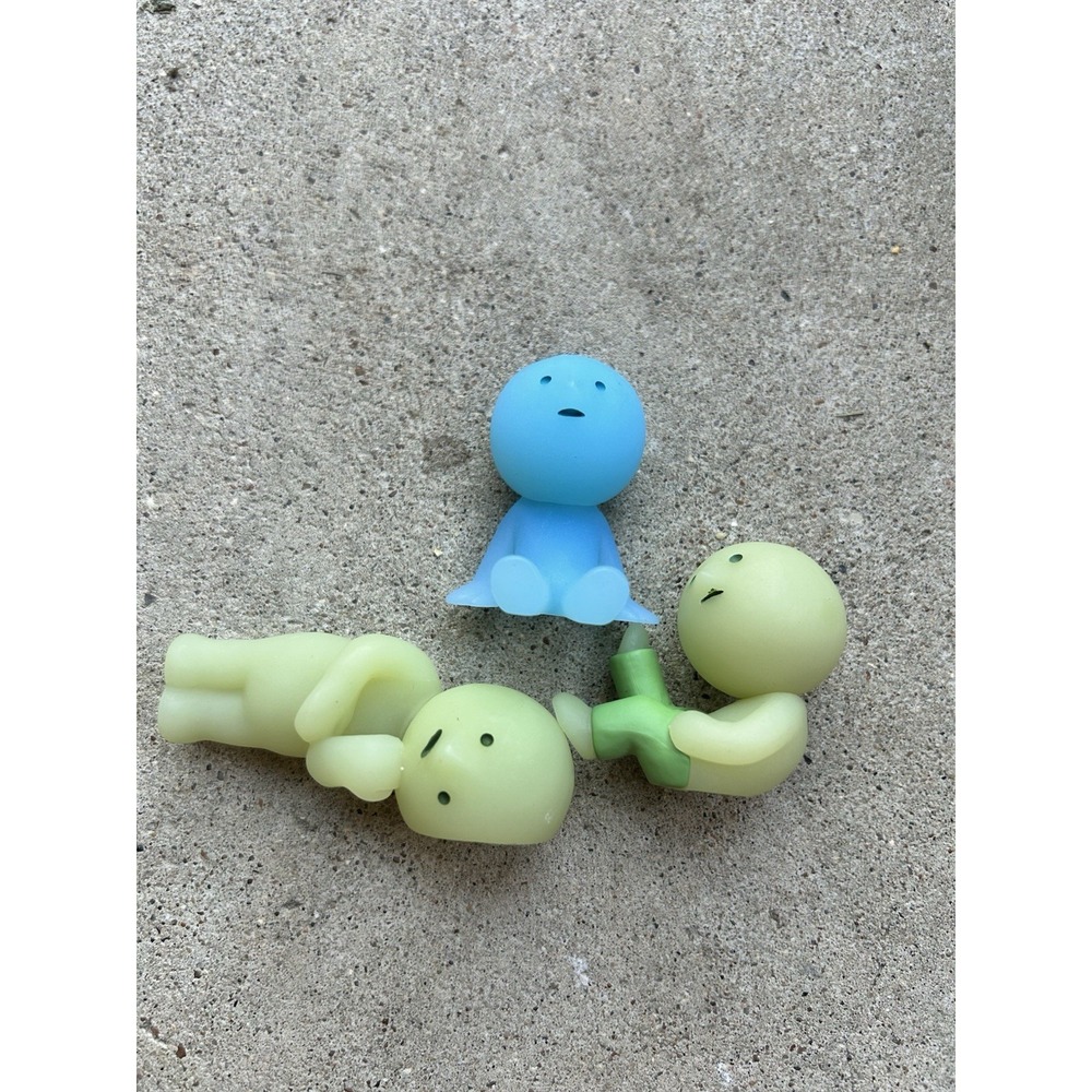 Smiski Lot Of 3 Glow in The Dark Toys Figures Dreams 2017 2018 2022